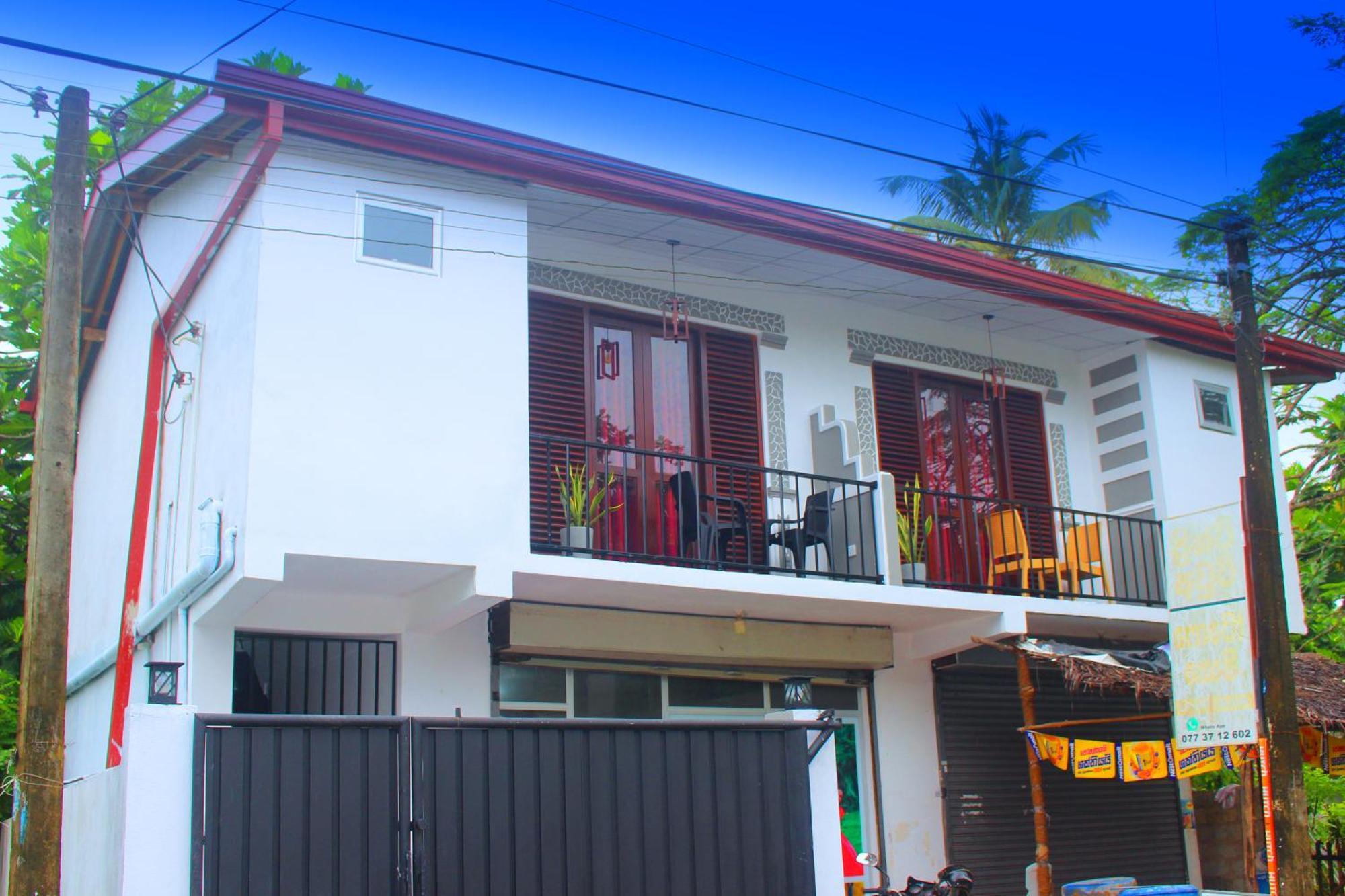 Samee Dream Guest Hotel Midigama Timur Bagian luar foto